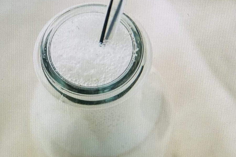 Ar verta gerti pieną, ar ne, spręskite patys..