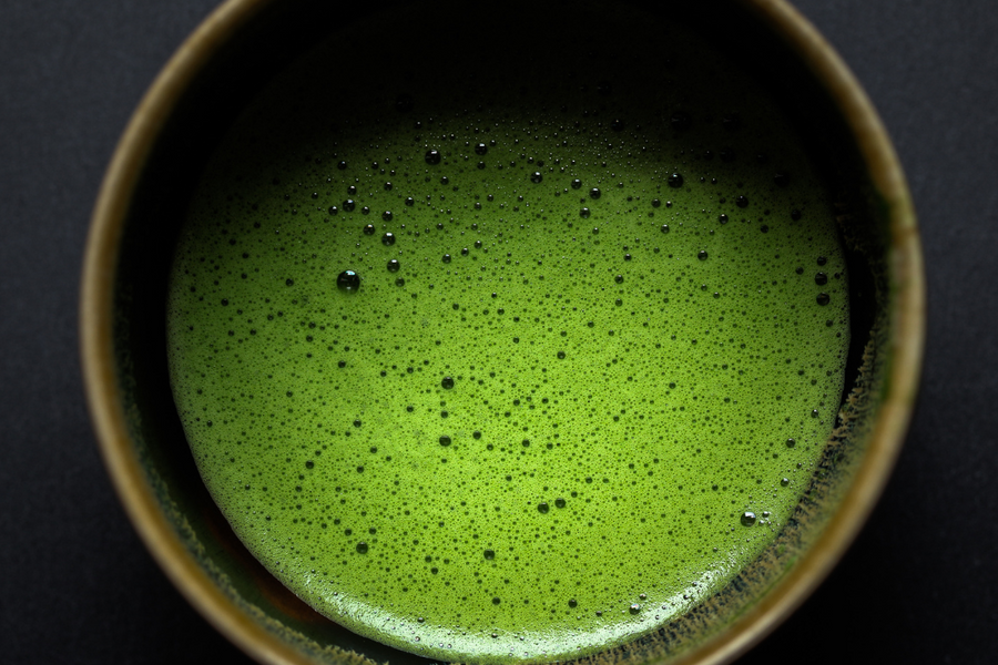 Matcha nauda žmogui.